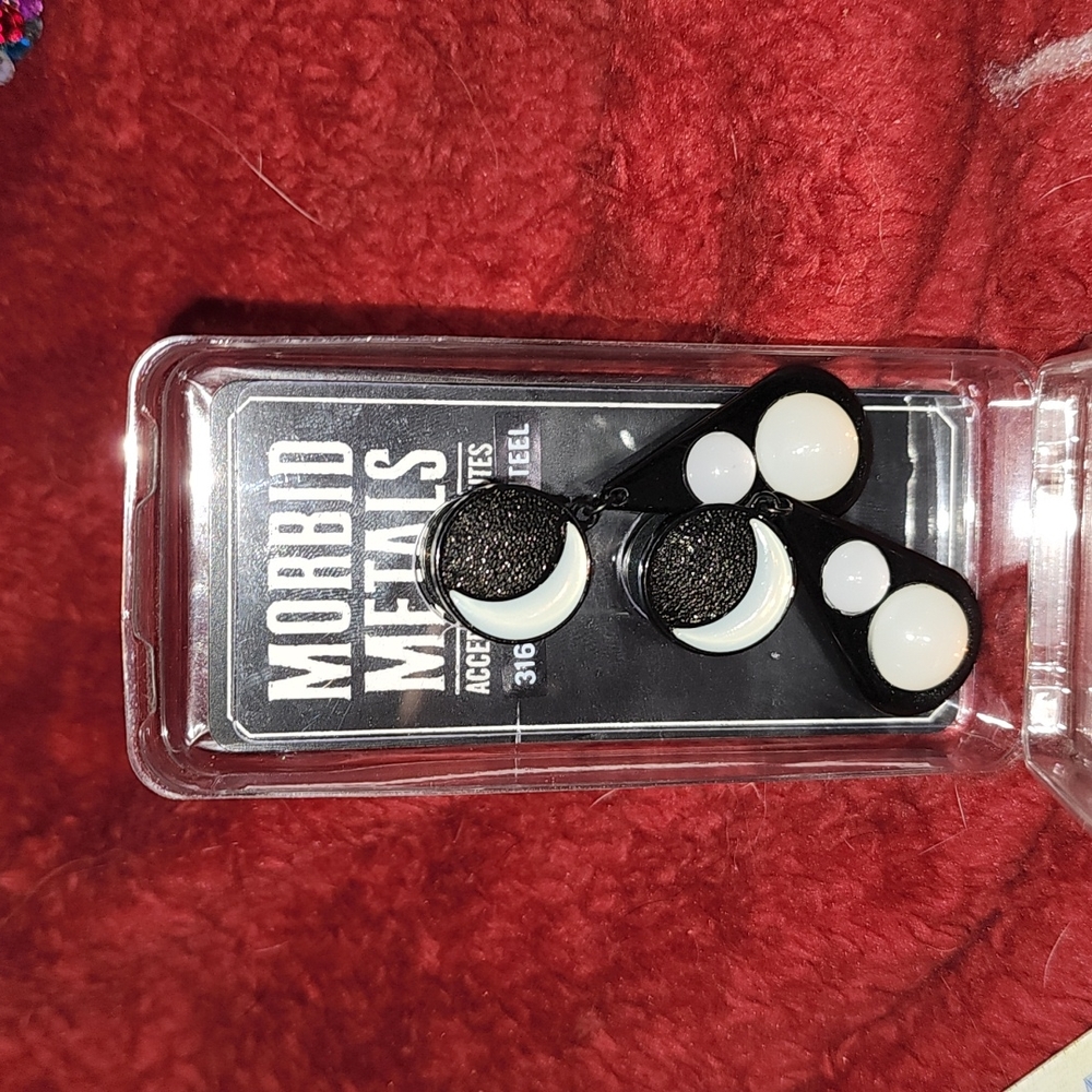 Moon Drop Plugs
